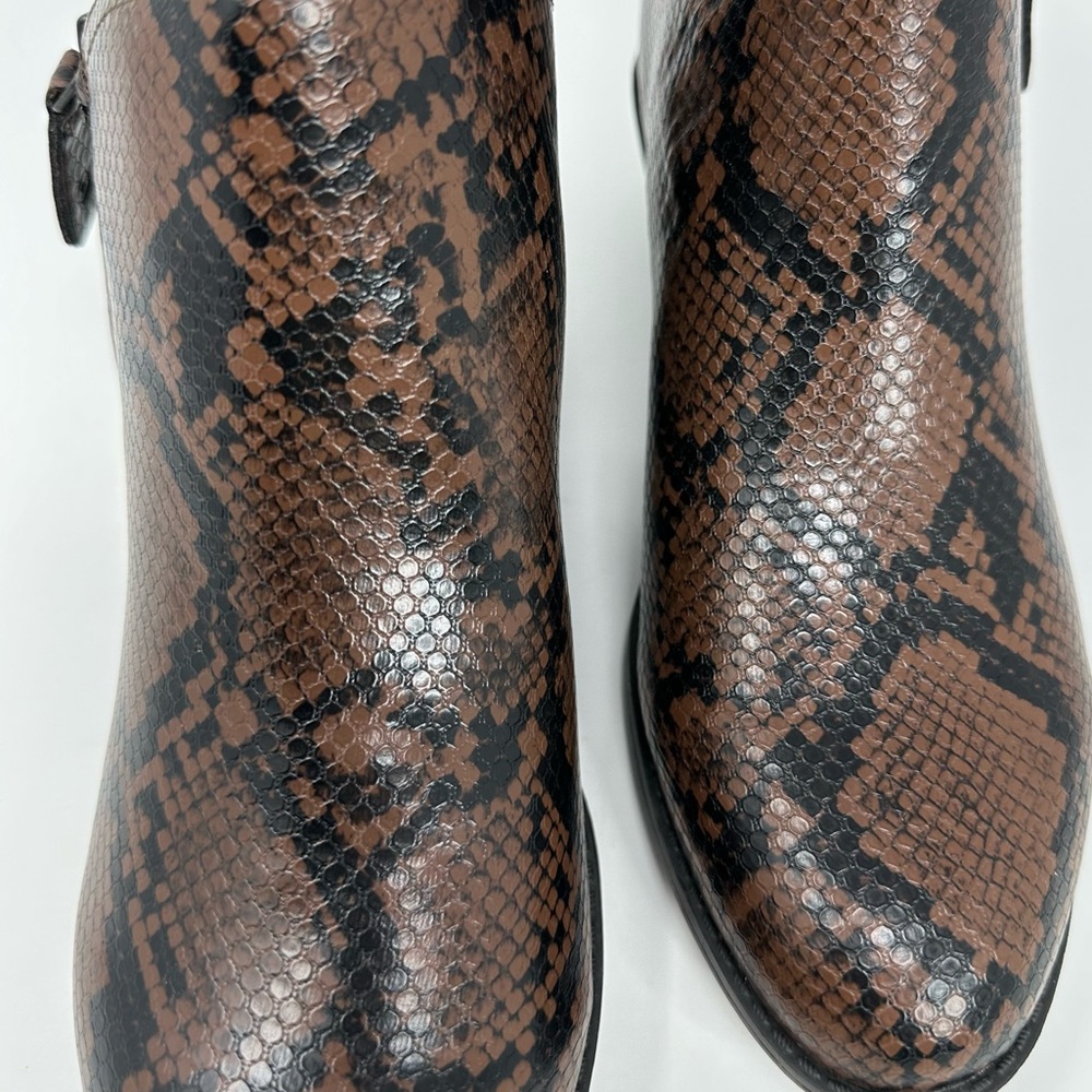 SO Angelfish Women's Brown Snake Ankle Boots - Picture 8 of 15